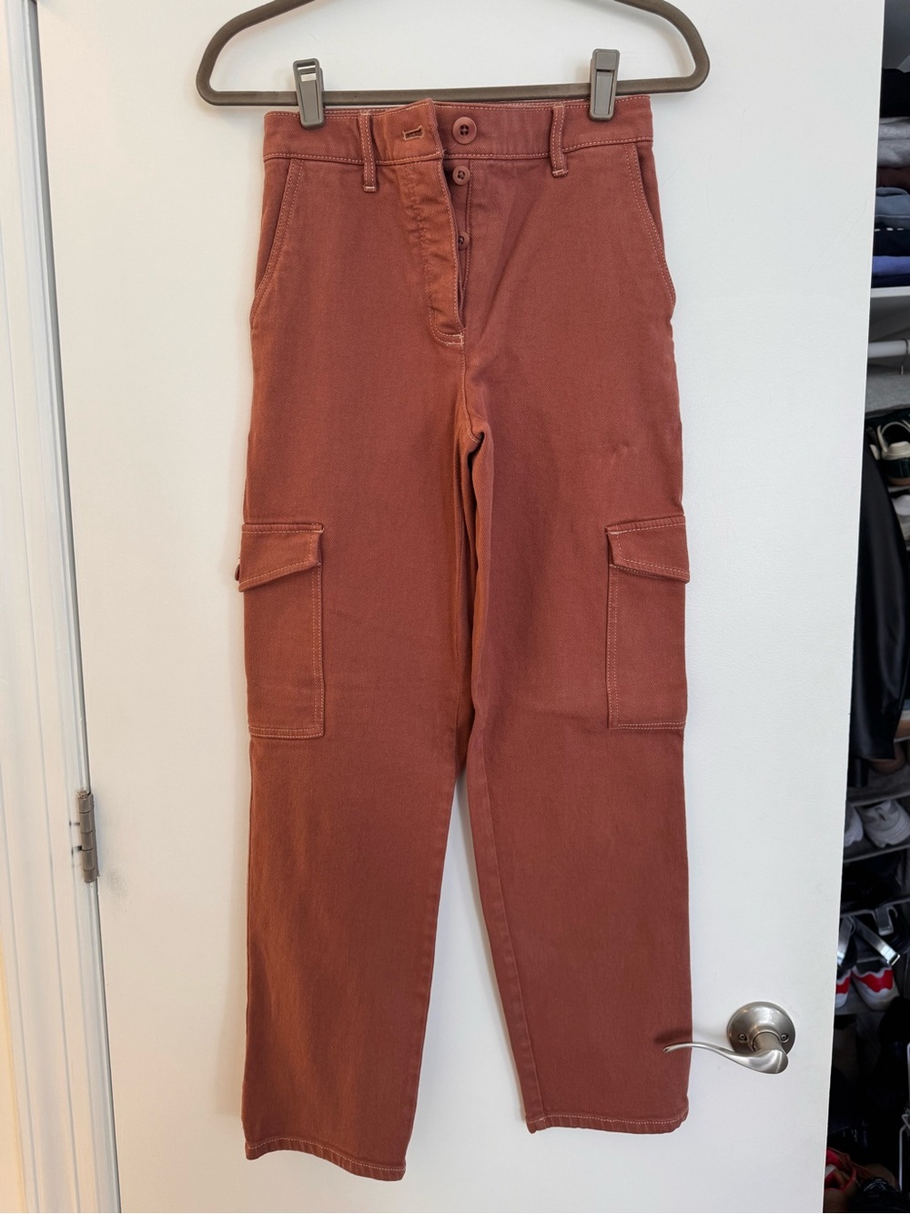 Wilfred Cargo Pants in Rust - Classic Utility Style